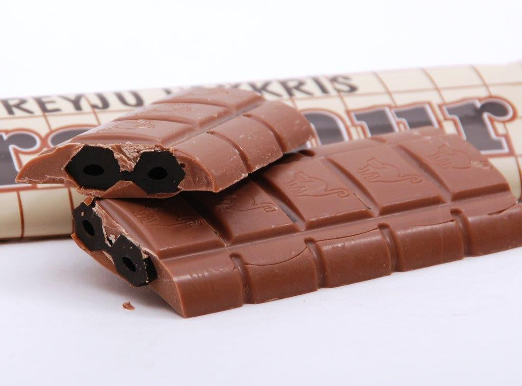 Freyju Draumur (50gr). Draumur or Dream - Chocolate with licorice straw inside - made by Iceland's company Freyja. - Topiceland