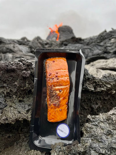 Heitreyktur lax/Hot Smoked Salmon (350g)